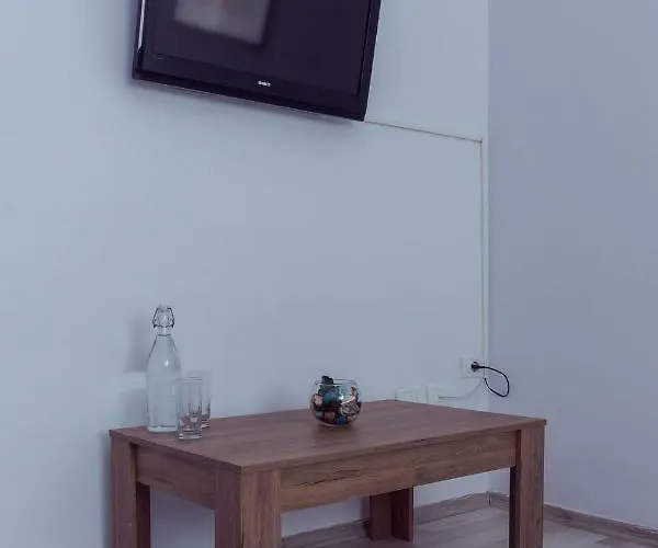 旅馆 Art 地拉那